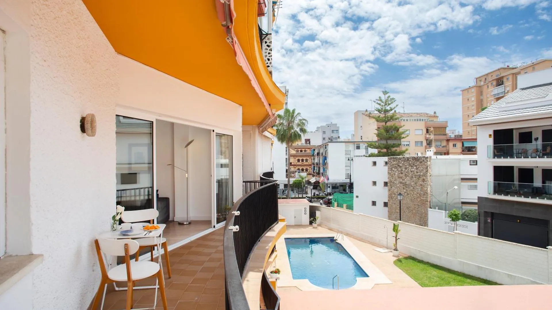 Unbeatable Location Fuengirola - 1 Step Away From Everything Apartamento